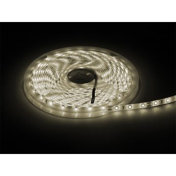 70-730# LED szalag hideg fehér 2835 5m/300vízálló